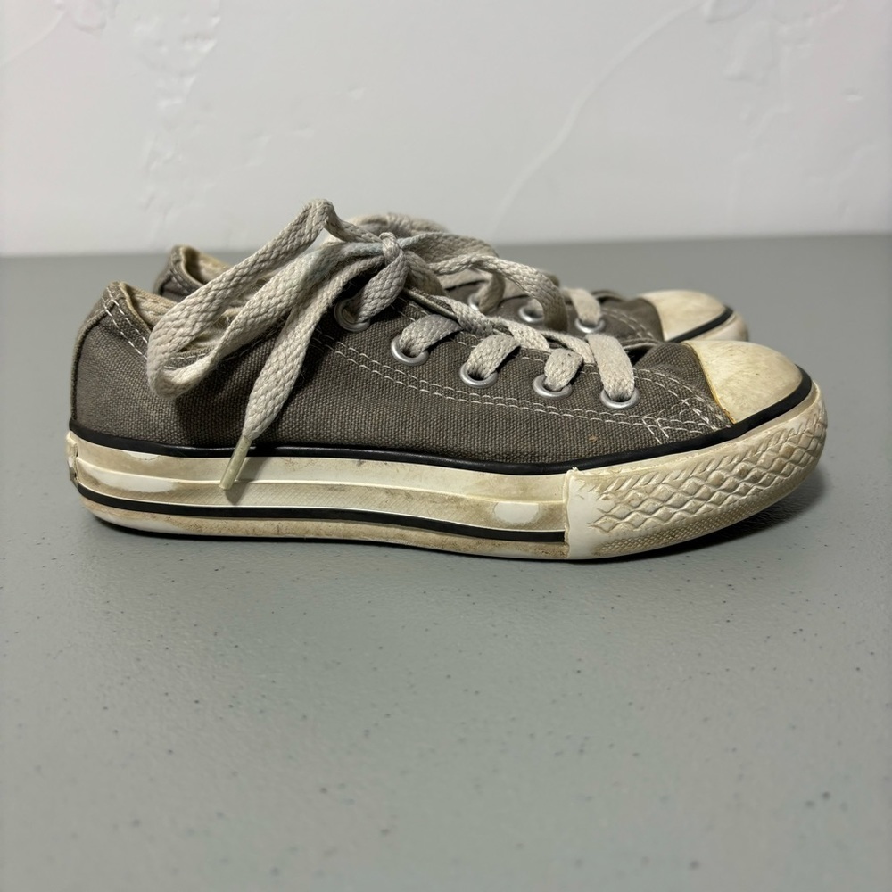 Converse Gray Sneakers Lace Up Youth Size 11